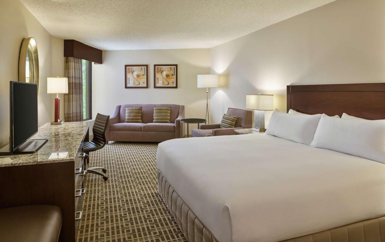 Hotel Doubletree By Hilton Houston Intercontinental Airport Exterior foto
